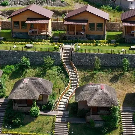 B&B Istanbuldere Alabalikevi 사판자