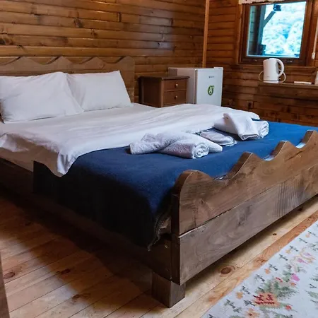 Istanbuldere Alabalikevi Couette-café 3*