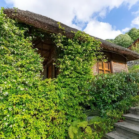 Istanbuldere Alabalikevi B&B 사판자